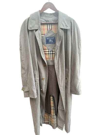 Vintage Burberry Men's R40 Double-Breasted Long Trench - MD/LG