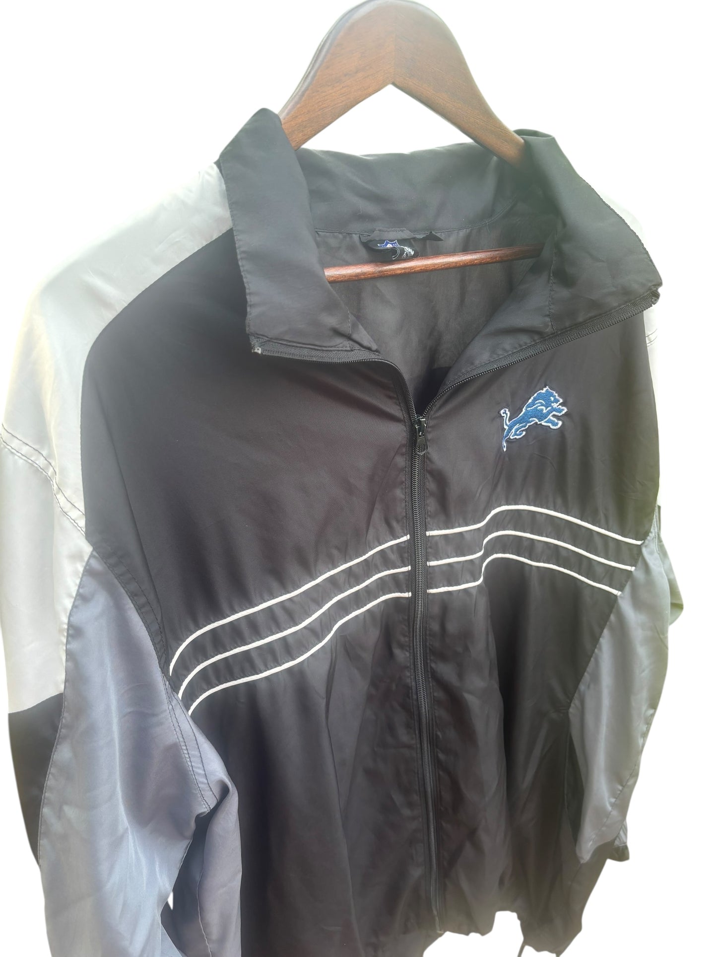 NFL Detroit Lions Windbreaker – Lightweight Jacket – Size XL