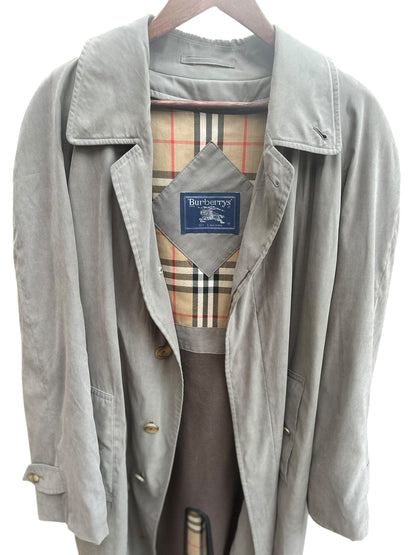 Vintage Burberry Men's R40 Double-Breasted Long Trench - MD/LG